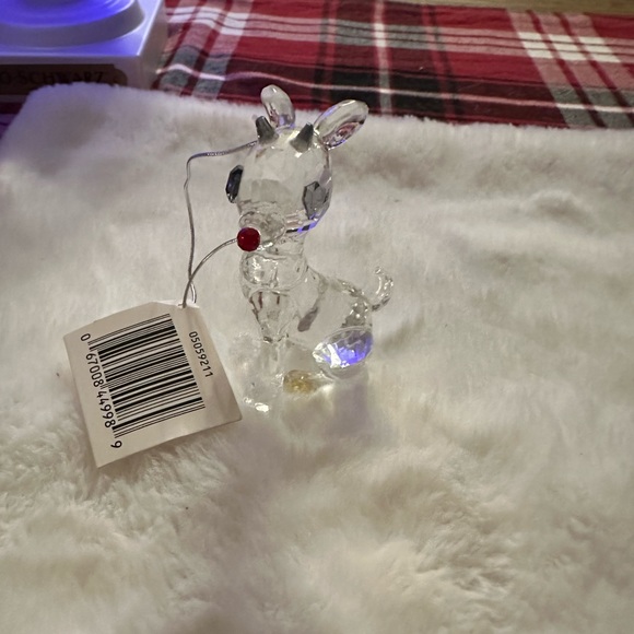 BUY 1 get 1 FREE - CARLTON “Rudolf the Red Nose Reindeer” Heirloom Chris… - Picture 2 of 2